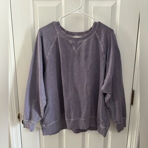 Old Navy vintage-style crewneck sweatshirt - size XL